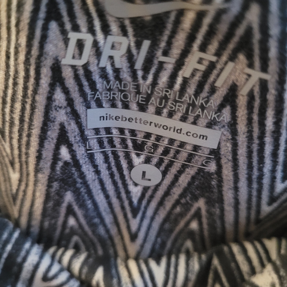 Nike Chevron Leggings in Black and Gray Size Large - Picture 3 of 5